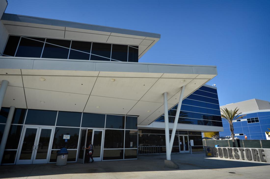 LASC Bookstore Entrance